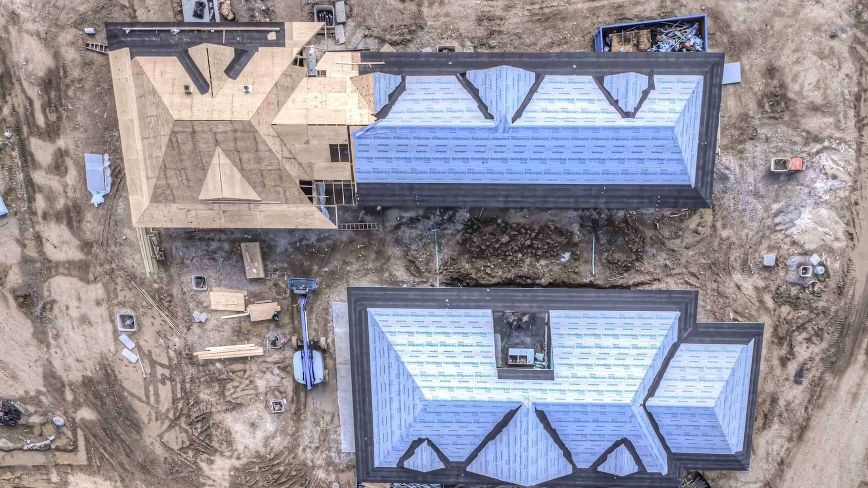 Gatehouse Pavilion, straight down, August 17, 2026